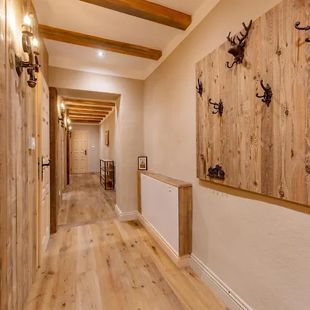 Appartement Biber Art 2 *