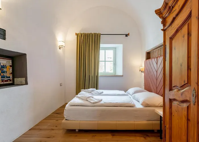 アパート Biber Art 2 ビーバーヴィアー